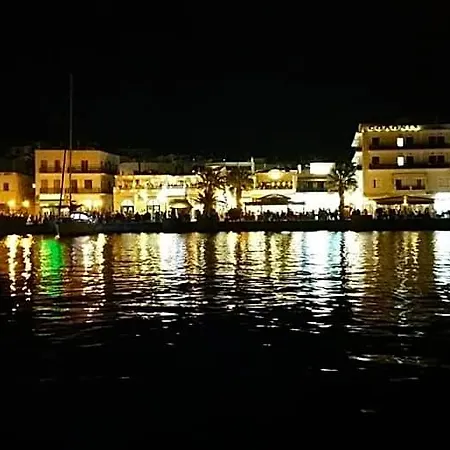 Coronis ホテル Naxos City